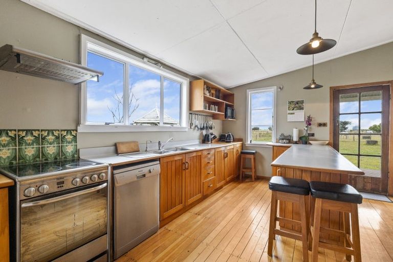 Photo of property in 53 Ladys Mile, Eltham, 4322