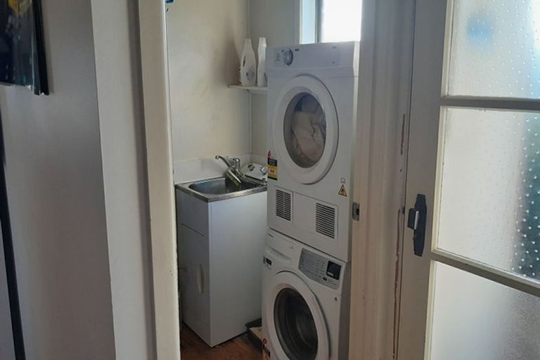 Photo of property in 10 Andrew Road, Howick, Auckland, 2010