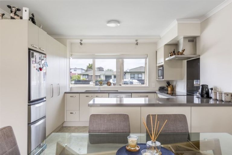 Photo of property in 4/9 Wellington Street, Papakura, 2110