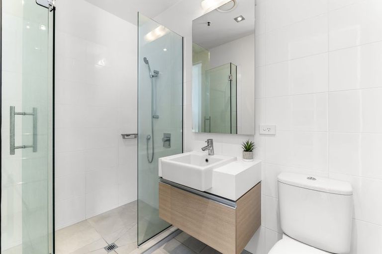 Photo of property in 22 Liardet Apartments, 303/22 Liardet Street, New Plymouth, 4310