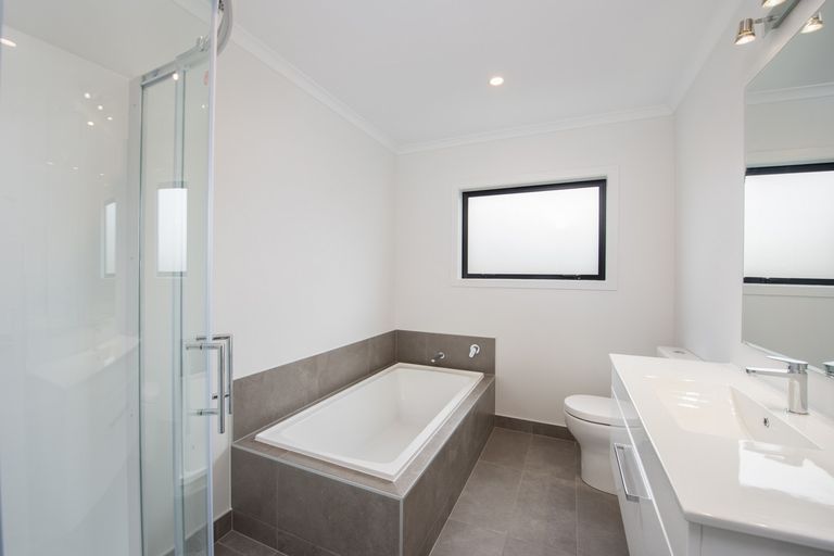 Photo of property in 13c Irvine Street, Mosgiel, 9024