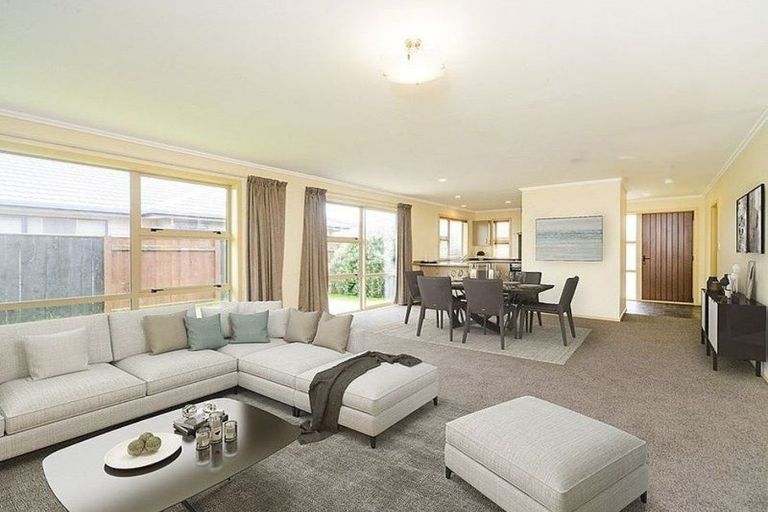 Photo of property in 7 Angelina Way, Kelvin Grove, Palmerston North, 4414