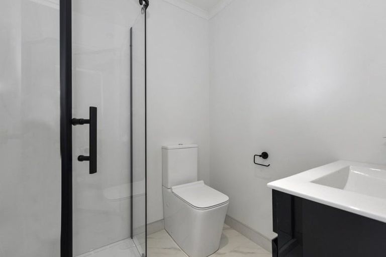 Photo of property in 1/26 May Street, Hamilton East, Hamilton, 3216