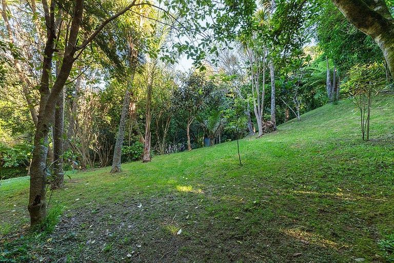 Photo of property in 27 Cotterell Street, Leigh, 0985