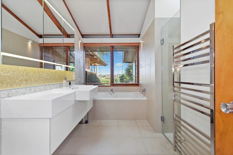 Photo of property in 1040 River Road, Queenwood, Hamilton, 3210