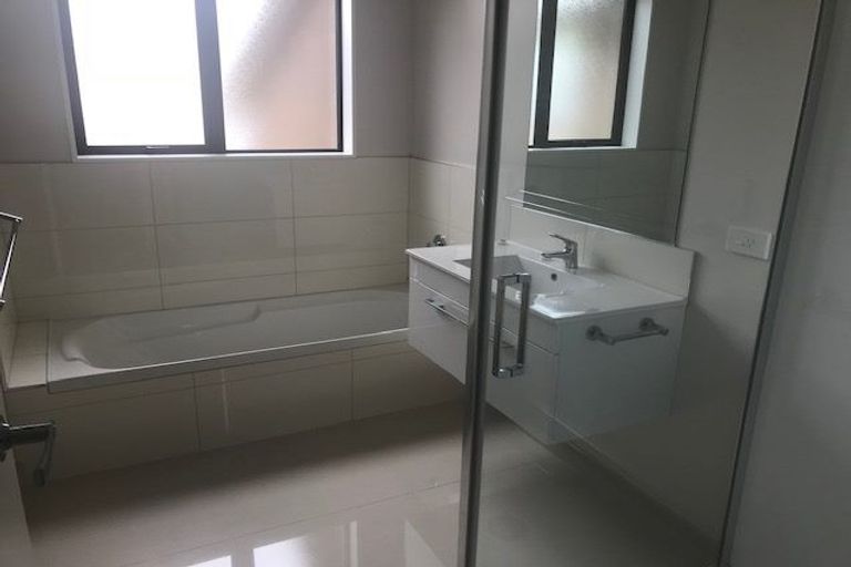 Photo of property in 22a Isabella Drive, Pukekohe, 2120