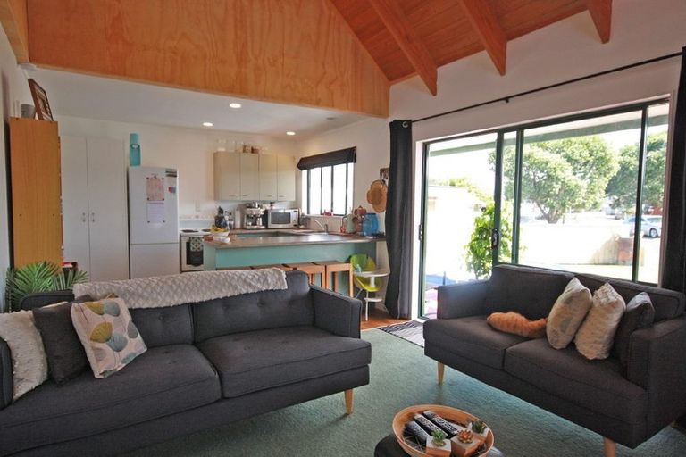 Photo of property in 105 Hampton Road, Whangamata, 3620