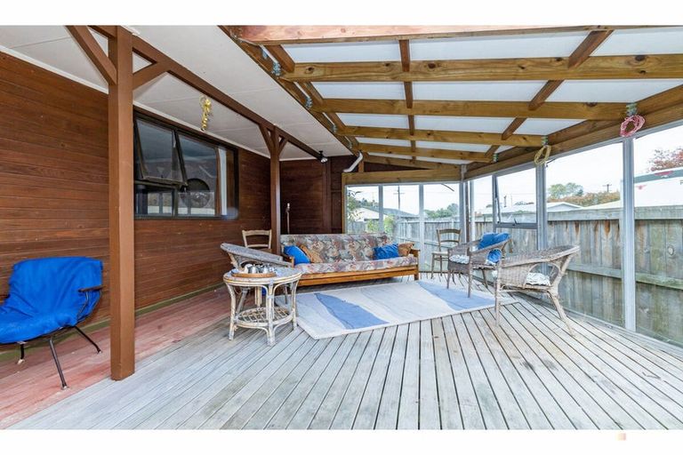 Photo of property in 19 Smith Street, Waimate, 7924