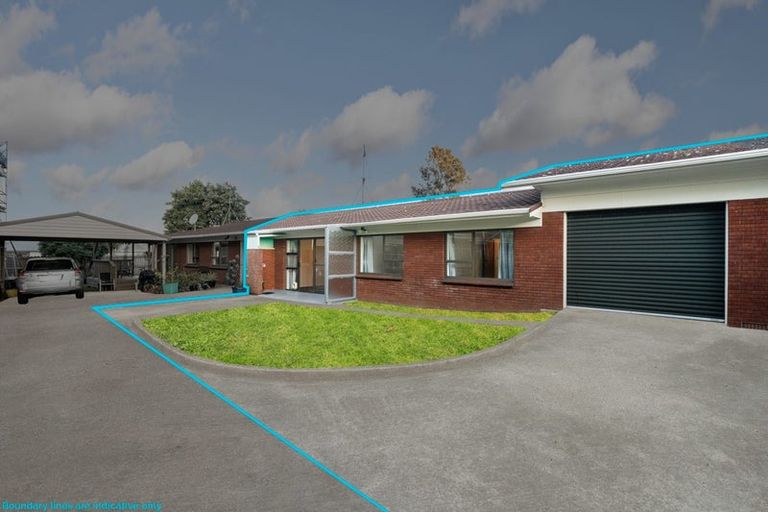 Photo of property in 2/20 Roulston Street, Pukekohe, 2120