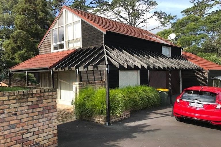 Photo of property in 20 The Close, Greenhithe, Auckland, 0632
