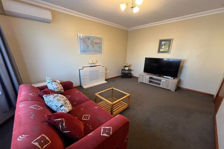 Photo of property in 1-3 Terrace Street, Roslyn, Palmerston North, 4414