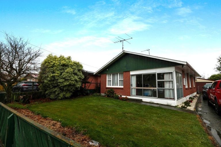 Photo of property in 25 Grove Street, Tinwald, Ashburton, 7700