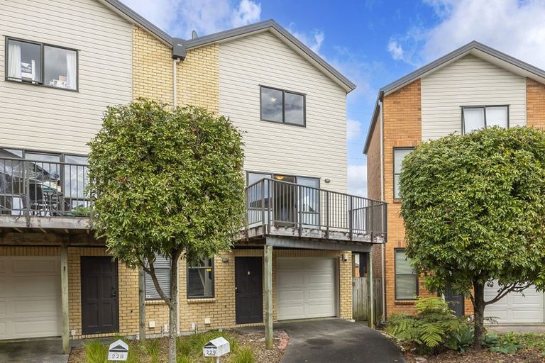 Photo of property in St Claire Village, 229/172 Mcleod Road, Te Atatu South, Auckland, 0610
