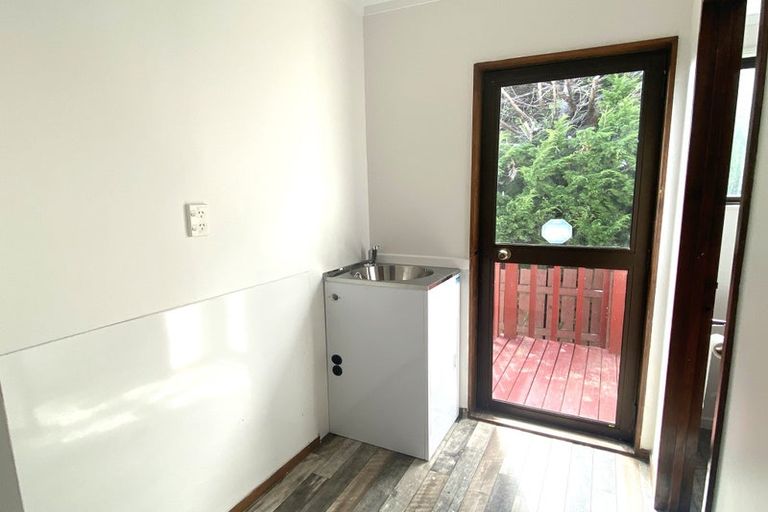 Photo of property in 1/17 Ervine Place, Bucklands Beach, Auckland, 2014