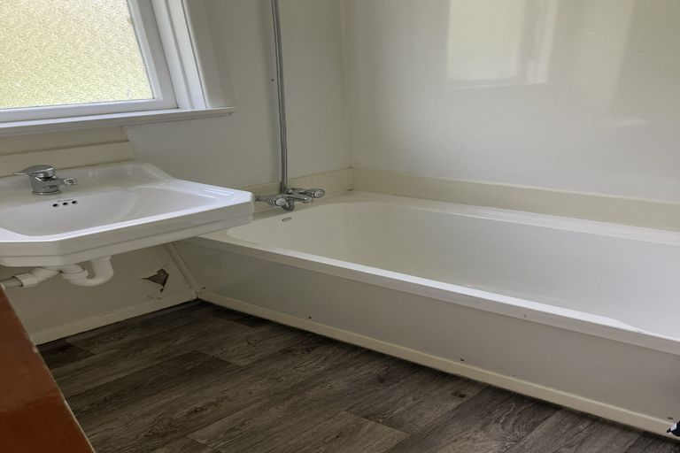 Photo of property in 76-76a Canada Street, Watlington, Timaru, 7910