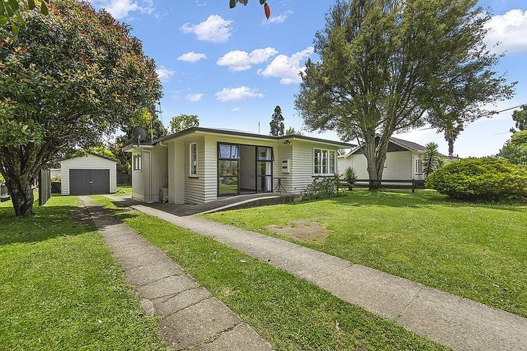 Photo of property in 35 Burwood Road, Matamata, 3400