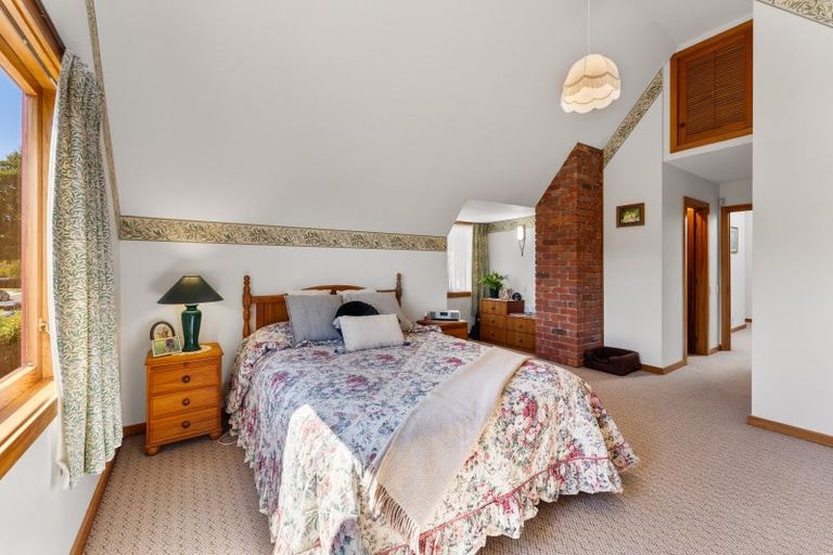 Photo of property in 14 Hamerton Street, Naenae, Lower Hutt, 5011