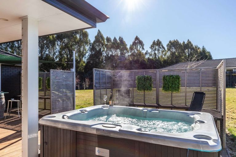 Photo of property in 27/500 Kinloch Road, Kinloch, Taupo, 3377