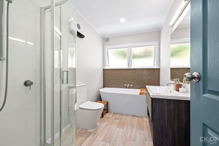 Photo of property in 12f City View Grove, Harbour View, Lower Hutt, 5010