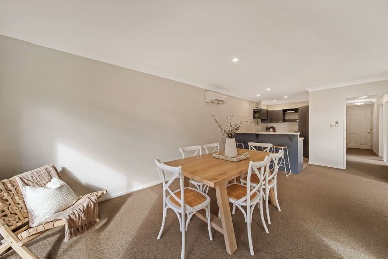 Photo of property in 14a Larch Place, Casebrook, Christchurch, 8051