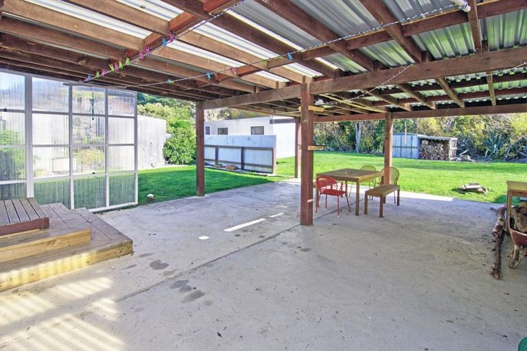 Photo of property in 16 Mclaughlin Drive, Tinui, Masterton, 5889