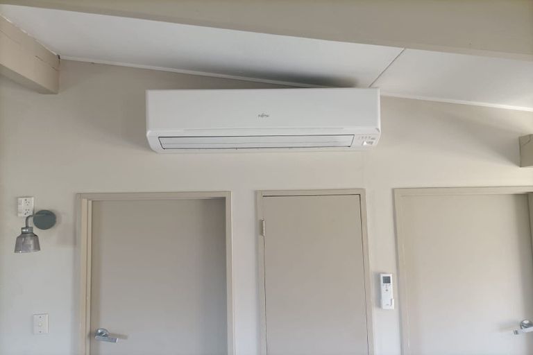 Photo of property in 1/382 Main Road North, Bay View, Napier, 4104