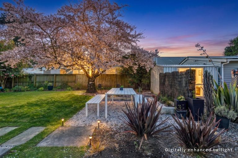 Photo of property in 47 Kings Avenue, Waikuku Beach, 7402