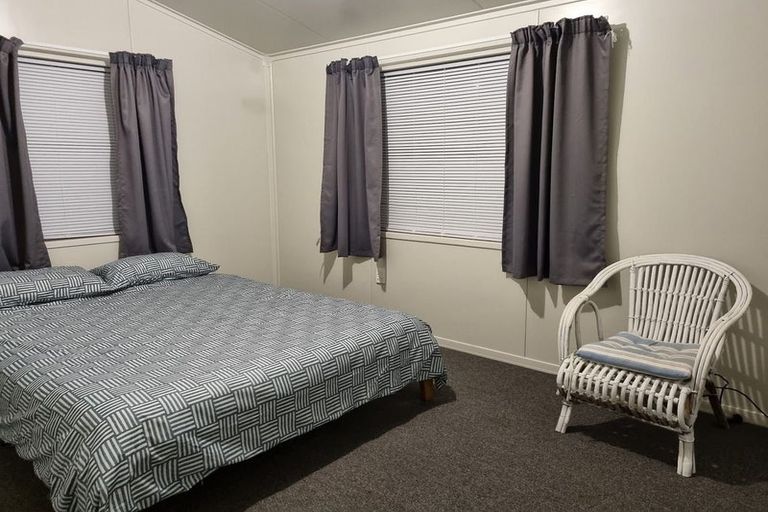 Photo of property in 586a Pioneer Highway, Highbury, Palmerston North, 4412