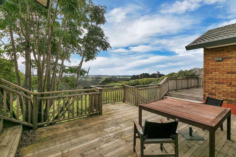 Photo of property in 125 Alf Access Road, Helensville, 0875