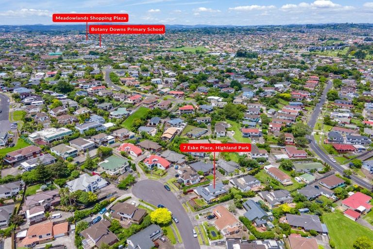 Photo of property in 5/7 Eske Place, Highland Park, Auckland, 2010
