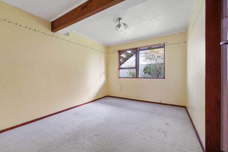Photo of property in 49 Nevada Drive, Merrilands, New Plymouth, 4312