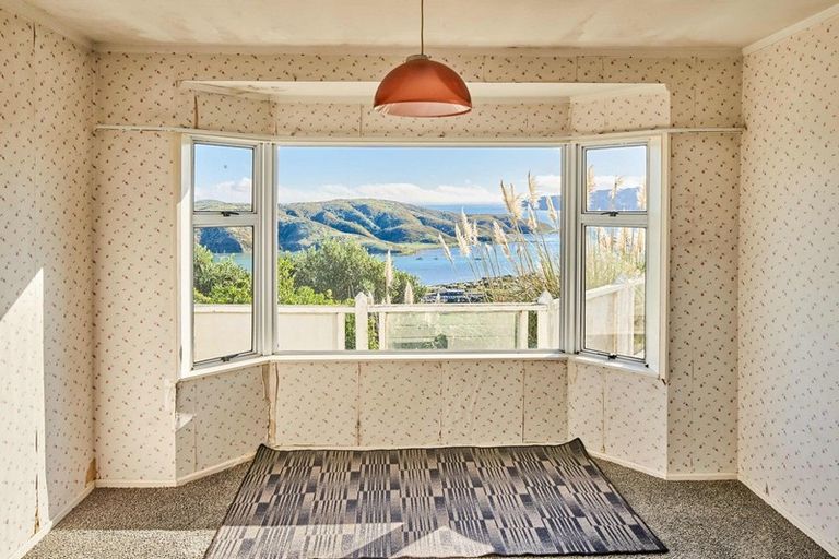 Photo of property in 11 Lauderdale Road, Papakowhai, Porirua, 5024