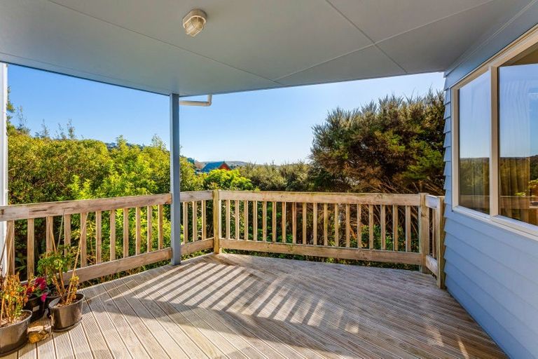 Photo of property in 18 Leeward Drive, Whitby, Porirua, 5024