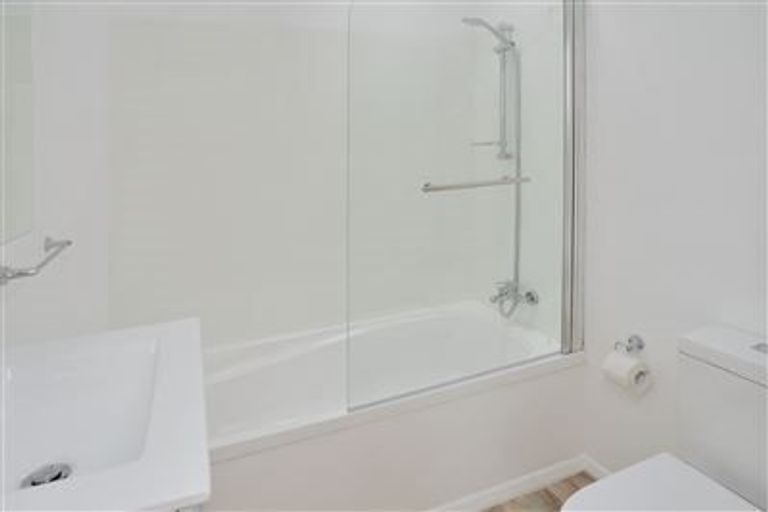 Photo of property in 384 Ilam Road, Bryndwr, Christchurch, 8053