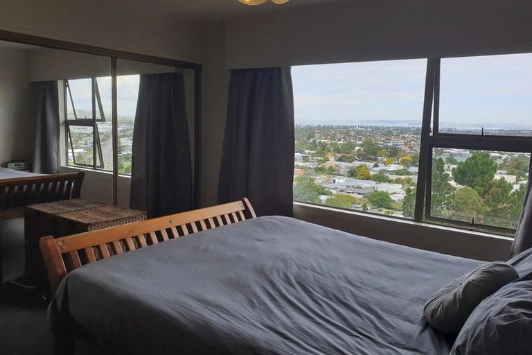 Photo of property in 17 Delhi Road, Hospital Hill, Napier, 4110