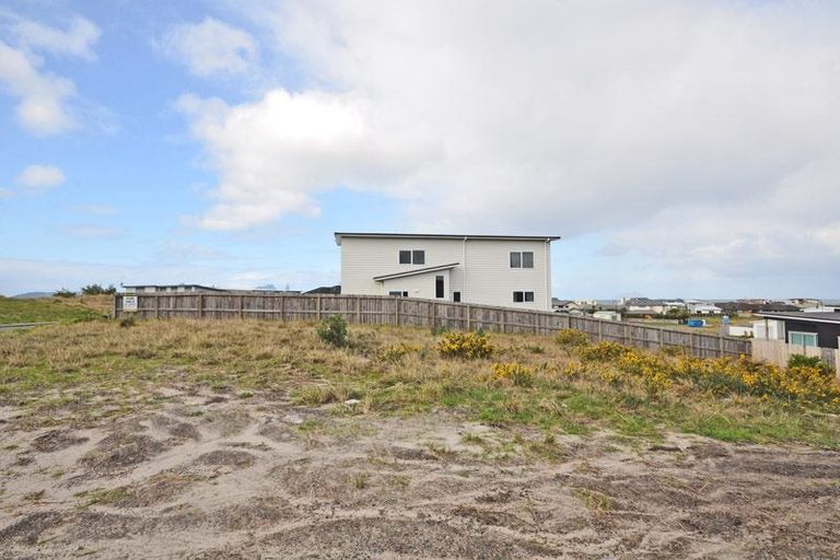 Photo of property in 18 Tuturu View, Ruakaka, 0116