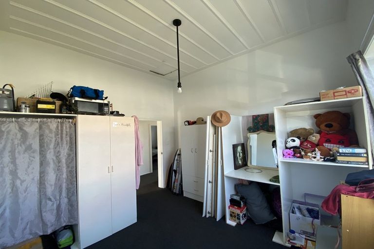 Photo of property in 90 Hinau Street, Castlecliff, Whanganui, 4501