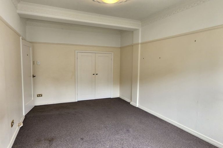 Photo of property in Ambassador Flats, 7 Maurice Terrace, Te Aro, Wellington, 6011