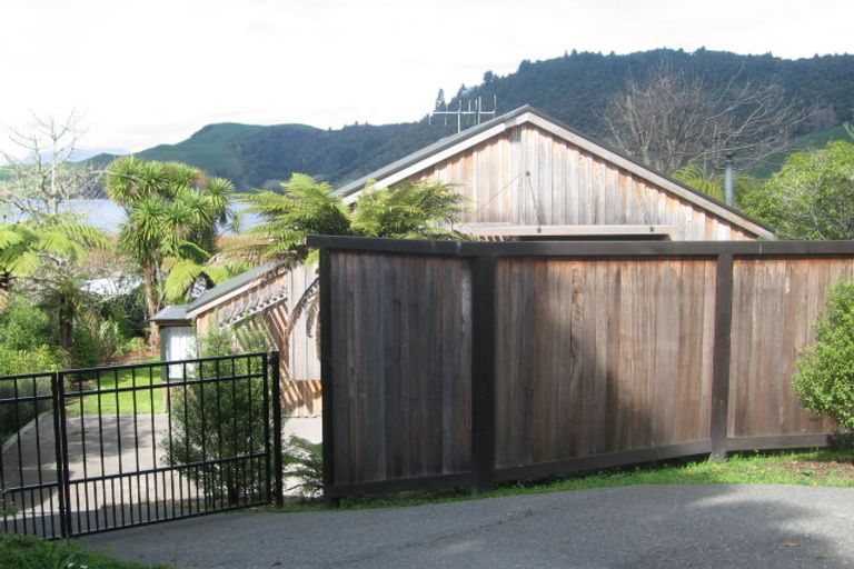 Photo of property in 79 Acacia Road, Lake Okareka, Rotorua, 3076