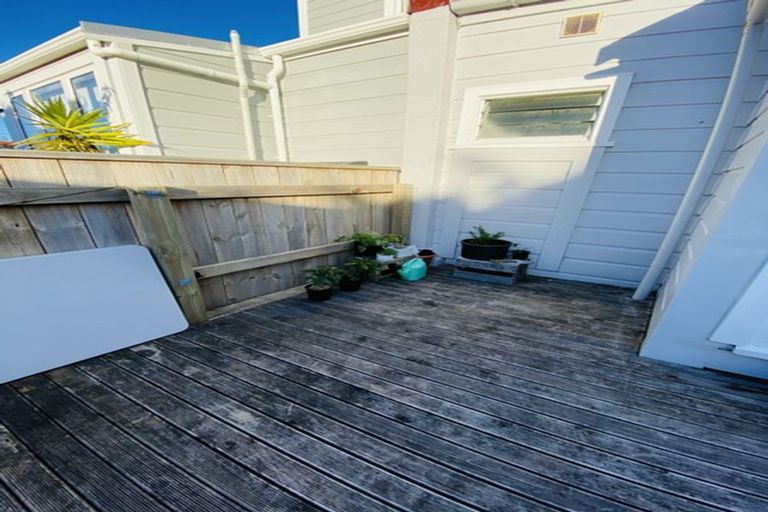 Photo of property in 138 Brougham Street, Mount Victoria, Wellington, 6011