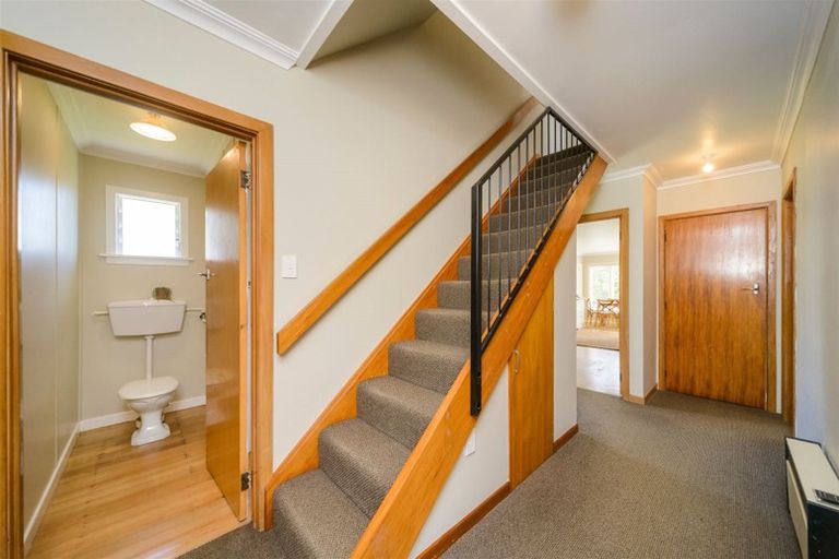 Photo of property in 16 Newcastle Street, Hokowhitu, Palmerston North, 4410