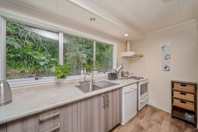 Photo of property in 60 David Street, Westown, New Plymouth, 4310