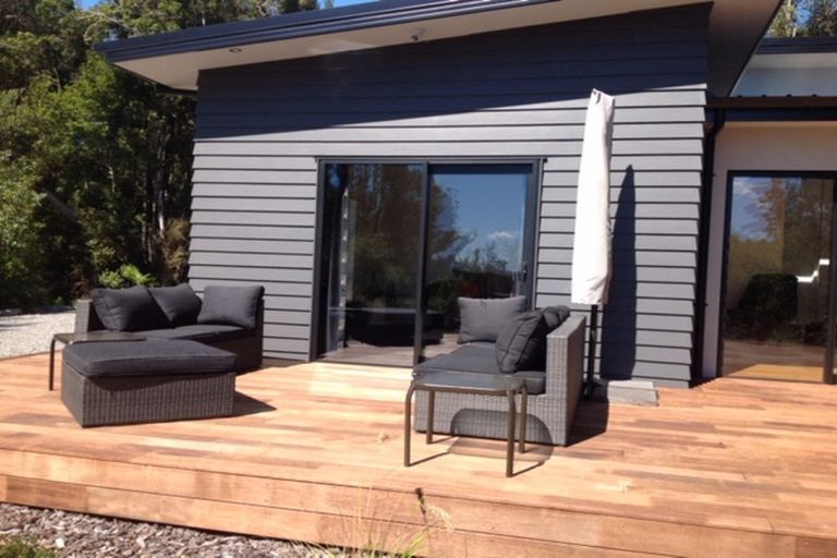 Photo of property in 2 Kakapo Way, Moana, 7875