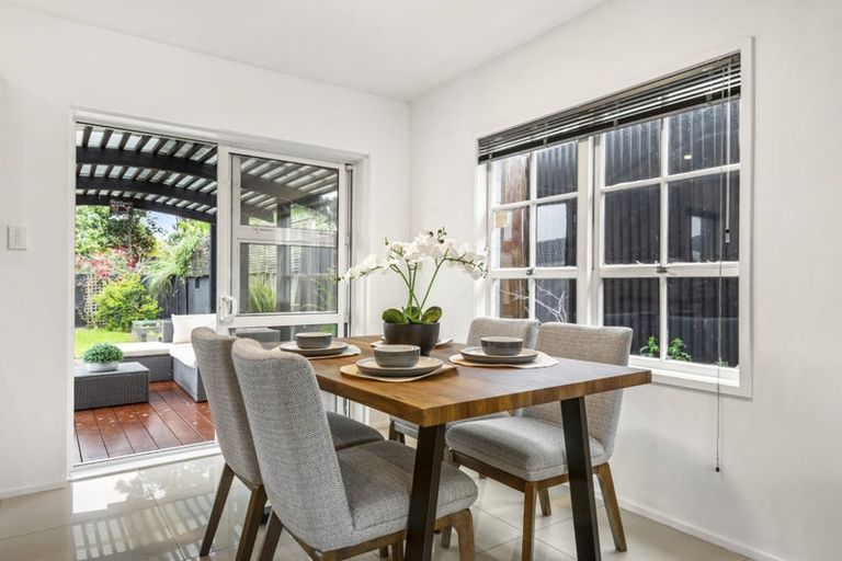 Photo of property in 48 Stanaway Street, Hillcrest, Auckland, 0627