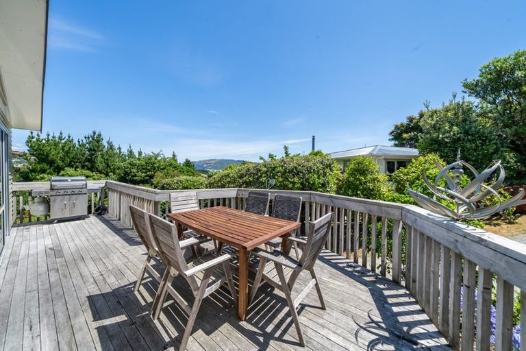 Photo of property in 11 Moray Place, Papakowhai, Porirua, 5024