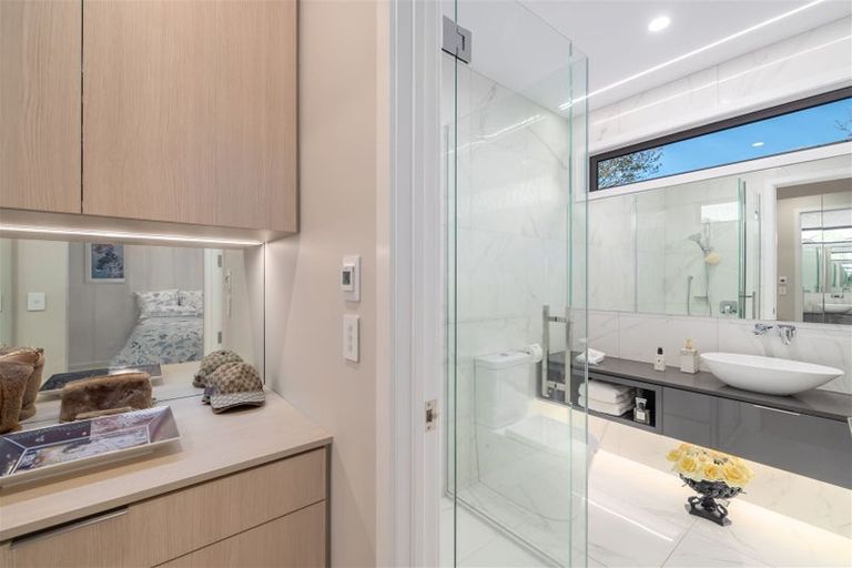 Photo of property in 14a Jacksons Road, Merivale, Christchurch, 8014