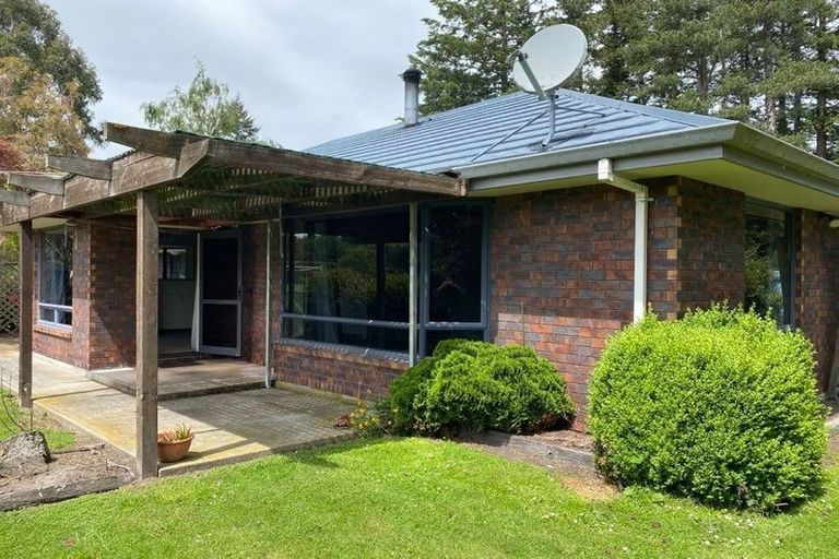 Photo of property in 2 Homebush Road, Glentunnel, Coalgate, 7673