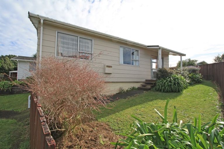 Photo of property in 1/18 Culzean Grove, Bell Block, New Plymouth, 4312