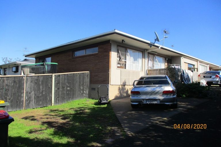 Photo of property in 1/48 Stanniland Street, Sunnyhills, Auckland, 2010