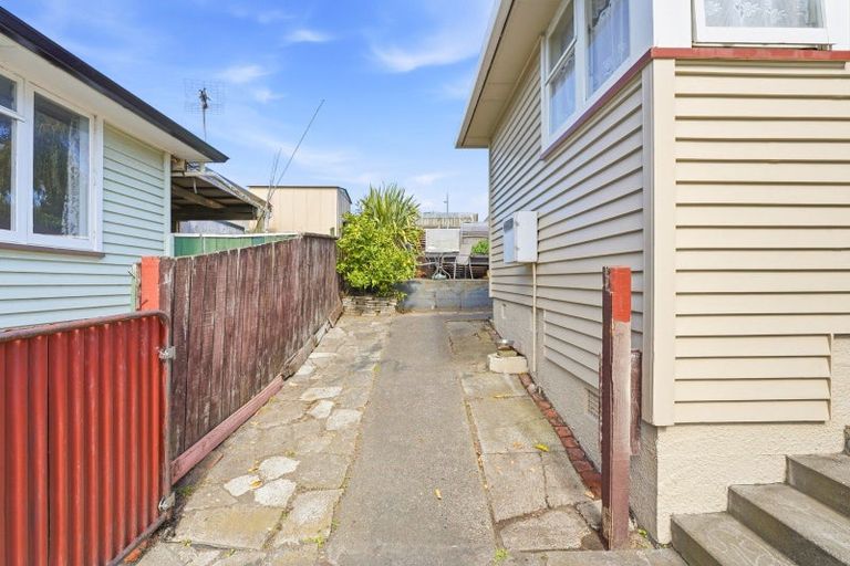 Photo of property in 111 Carlton Avenue, Tawhero, Whanganui, 4501